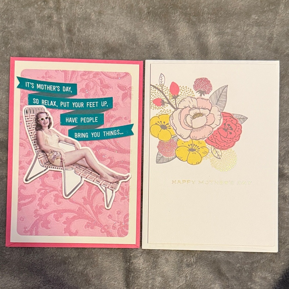 🌻 Bundle of 2 Hallmark and Shoebox Mother’s Day Cards